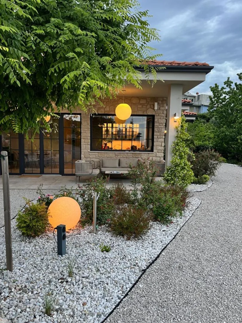 New Unique Stone Villa, Foto 2